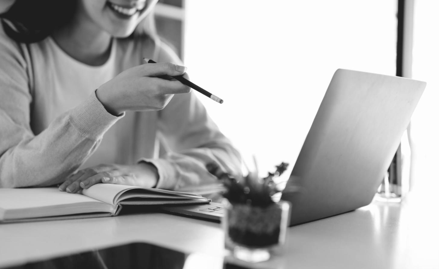 Eksempel på studerende projekt - interaktivt kortspil bygget med JavaScript